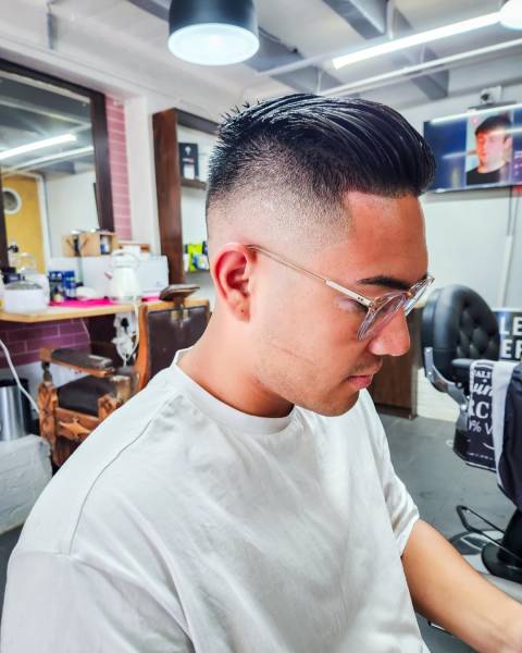 Sleek Barbershop Image