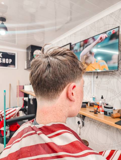 Sleek Barbershop Image